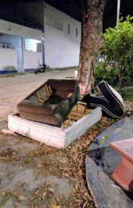 Morador da Cidade Nova faz campanha contra descarte irregular de lixo Vídeos publicados nas redes sociais mostram entulhos e móveis abandonados em via pública; ele pede uso dos serviços oficiais da Prefeitura