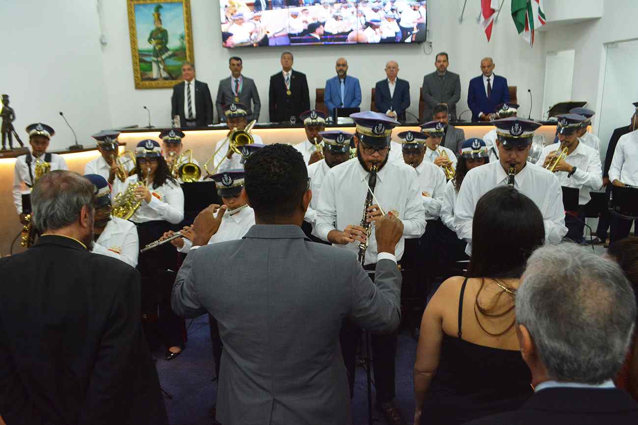 Cooperfeira e líderes da pecuária são homenageados pela Câmara de Feira Comenda Maria Quitéria reconhece trajetória de Luiz Alvim Boaventura e João Martins da Silva Júnior