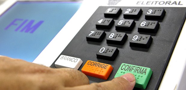 Como regularizar seu título de eleitor pela internet Eleitores ausentes às últimas três eleições podem resolver a situação de forma prática e rápida