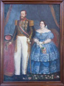 Os 166 anos da visita de Dom Pedro II a Feira de Santana e o nascimento da Santa Casa de Misericórdia Pesquisa de João Batista Cerqueira, presidente da Academia Feirense de Letras, relembra a passagem do imperador pela vila e a doação que deu origem ao Hospital Dom Pedro II