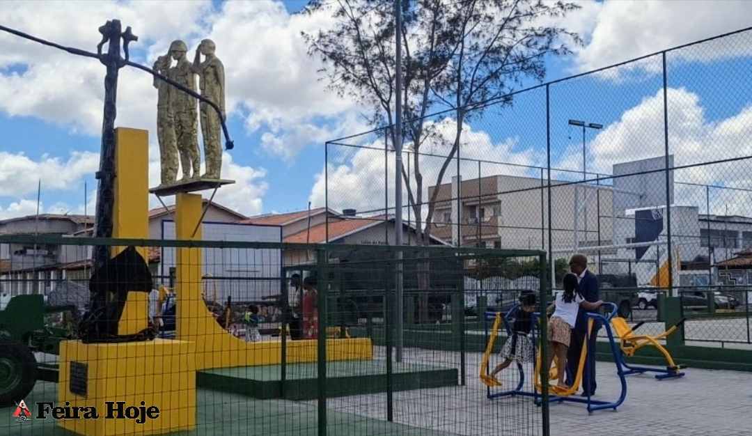 Praça dos Ex-Combatentes é reformada e entregue à população Espaço histórico no bairro São João é totalmente requalificado e volta a receber a comunidade com estrutura renovada e monumento restaurado