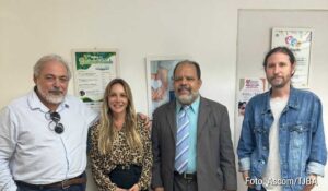 Presidente da Associação Baiana de Artistas Plásticos e Visuais visita TJBA