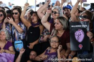 Levante Mulheres Vivas denuncia avanço da violência e cobra ação do Estado Atos em capitais brasileiras expõem crescimento do feminicídio e apontam falhas na proteção às mulheres