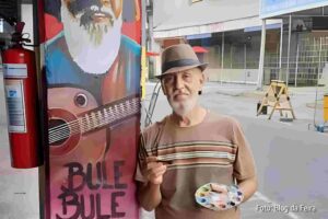 Conversa sobre fachadas revela o risco invisível ao patrimônio de Feira Artista plástico Vivaldo Lima sugere estudo técnico para mapear registros históricos antes que prédios antigos desapareçam