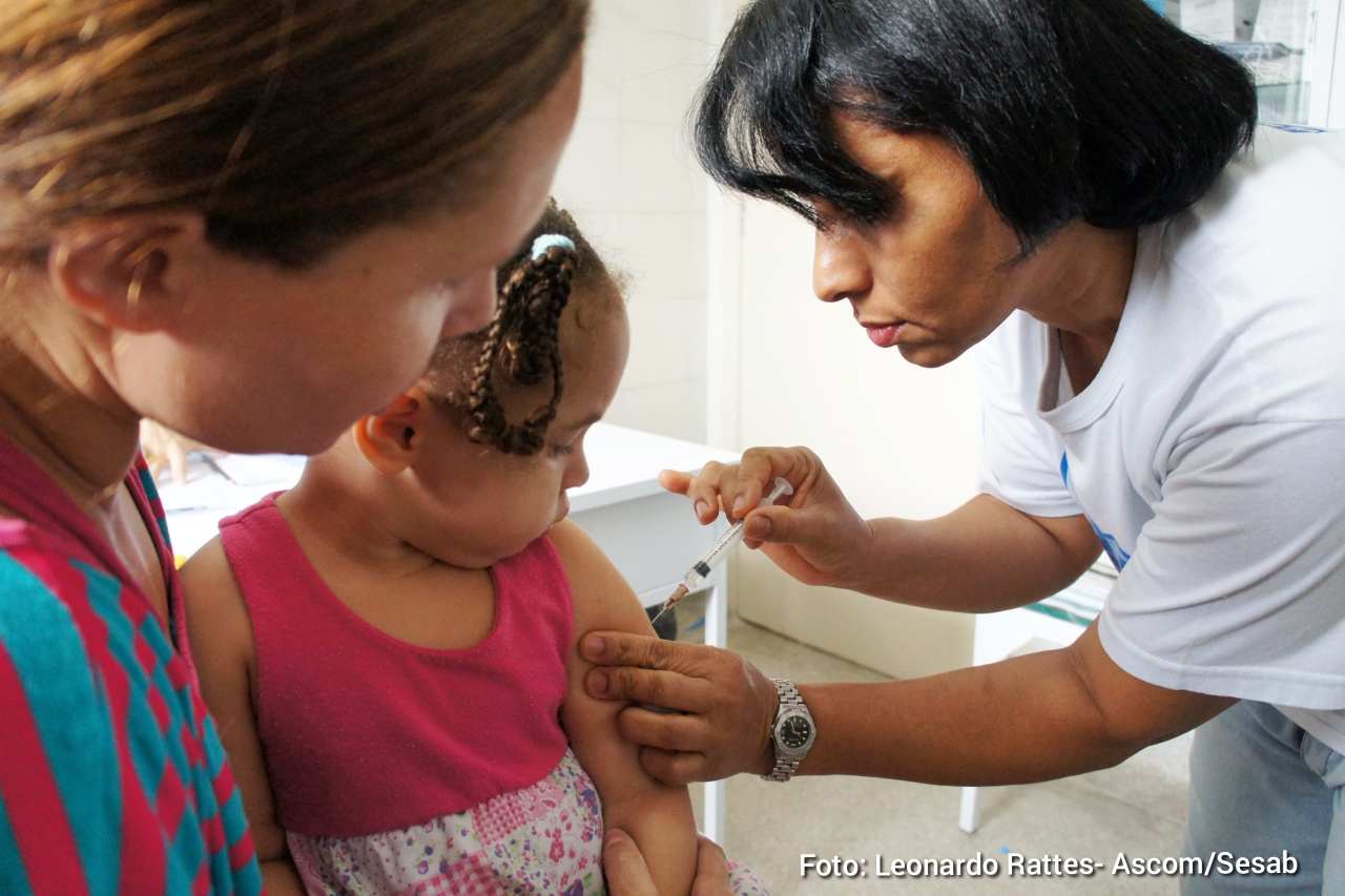 Feira de Santana recebe mais de 58 mil doses da vacina contra a influenza Município está entre os que recebem maior volume na primeira remessa enviada pelo Governo da Bahia para a campanha de 2026