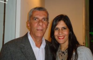 Recorte de 1976 revela início da trajetória de vice que governou Feira duas vezesPublicação do Feira Hoje registra eleição de José Raimundo, que começou na política aos 21 anos como vereador mais votado e teve papel marcante na história do Município