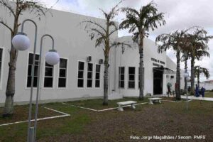 Centro de Cultura Maestro Miro reinaugurado com teatro modernizado e melhorias estruturais Espaço no bairro Muchila passa por obras de manutenção e modernização e volta a receber atividades culturais em Feira de Santana