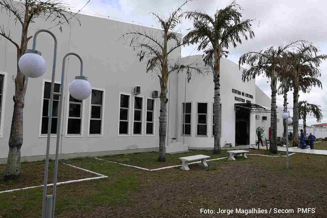 Centro de Cultura Maestro Miro reinaugurado com teatro modernizado e melhorias estruturais Espaço no bairro Muchila passa por obras de manutenção e modernização e volta a receber atividades culturais em Feira de Santana