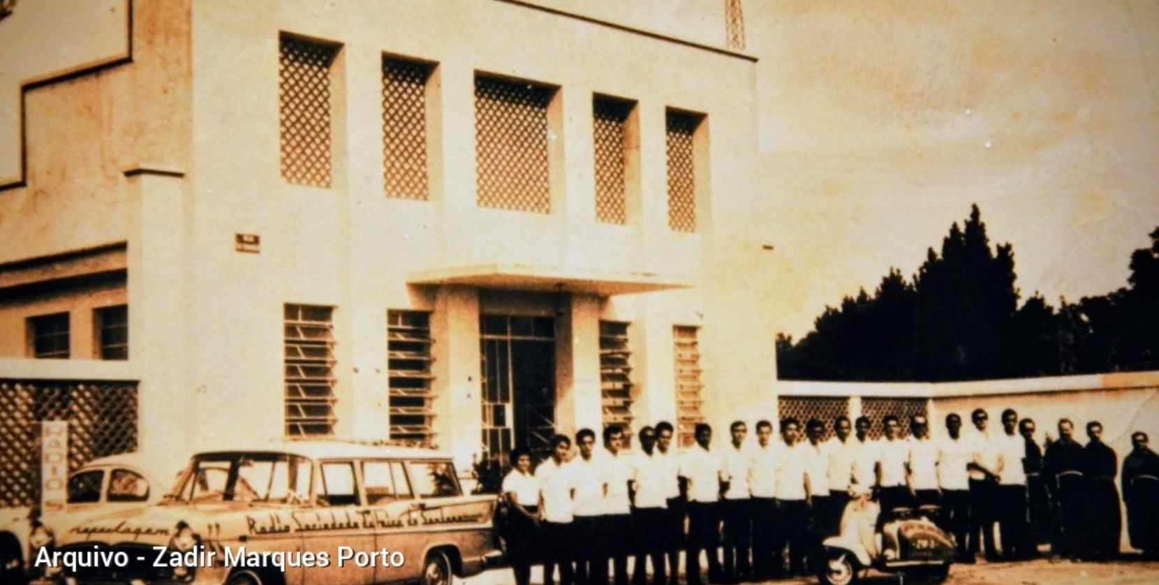 Vozes históricas do rádio de Feira serão disponibilizadas ao público Áudios da antiga Rádio Sociedade foram digitalizados pela Fundação Senhor dos Passos e resgatam momentos marcantes da comunicação feirense