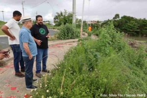 Prefeitura avança com obras em duas lagoas e amplia ações de drenagem e lazer em Feira Intervenções na Chico Maia e no Alto do Papagaio incluem limpeza, urbanização e medidas contra alagamentos