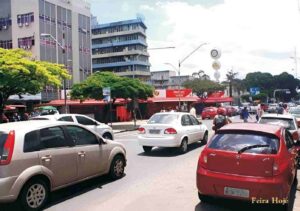 No Dia do Trabalho, renda média cresce no Brasil, mas realidade em Feira segue desigual

Rendimento médio nacional atinge R$ 3.722 em 2026, enquanto município mantém faixa próxima de R$ 2,2 mil e enfrenta impacto da informalidade