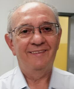 Academia Feirense de Letras concede título de Membro Honorário a Adnil Falcão e Raimundo Gama

Honraria aprovada em Assembleia Geral reconhece trajetórias marcadas pela contribuição à educação, à cultura e à memória de Feira de Santana