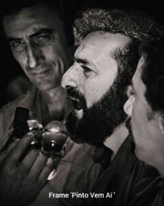 Cinema no Casarão homenageia os 90 anos de nascimento de Olney São Paulo Sexta-feira (26), às 19h, o projeto Cinema no Casarão realiza uma edição especial em homenagem aos 90 anos de nascimento do cineasta Olney São Paulo (7 de agosto de 1936), um dos mais importantes nomes da história do cinema brasileiro e referência da realização audiovisual baiana.