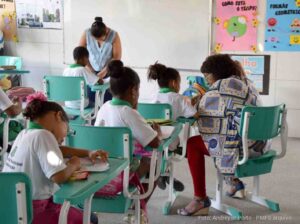 Feira investirá R$ 126 milhões para ampliar vagas em escolas de áreas com maior demanda Nove unidades da sede e dos distritos serão reestruturadas para acompanhar o crescimento populacional e oferecer melhores condições de aprendizagem