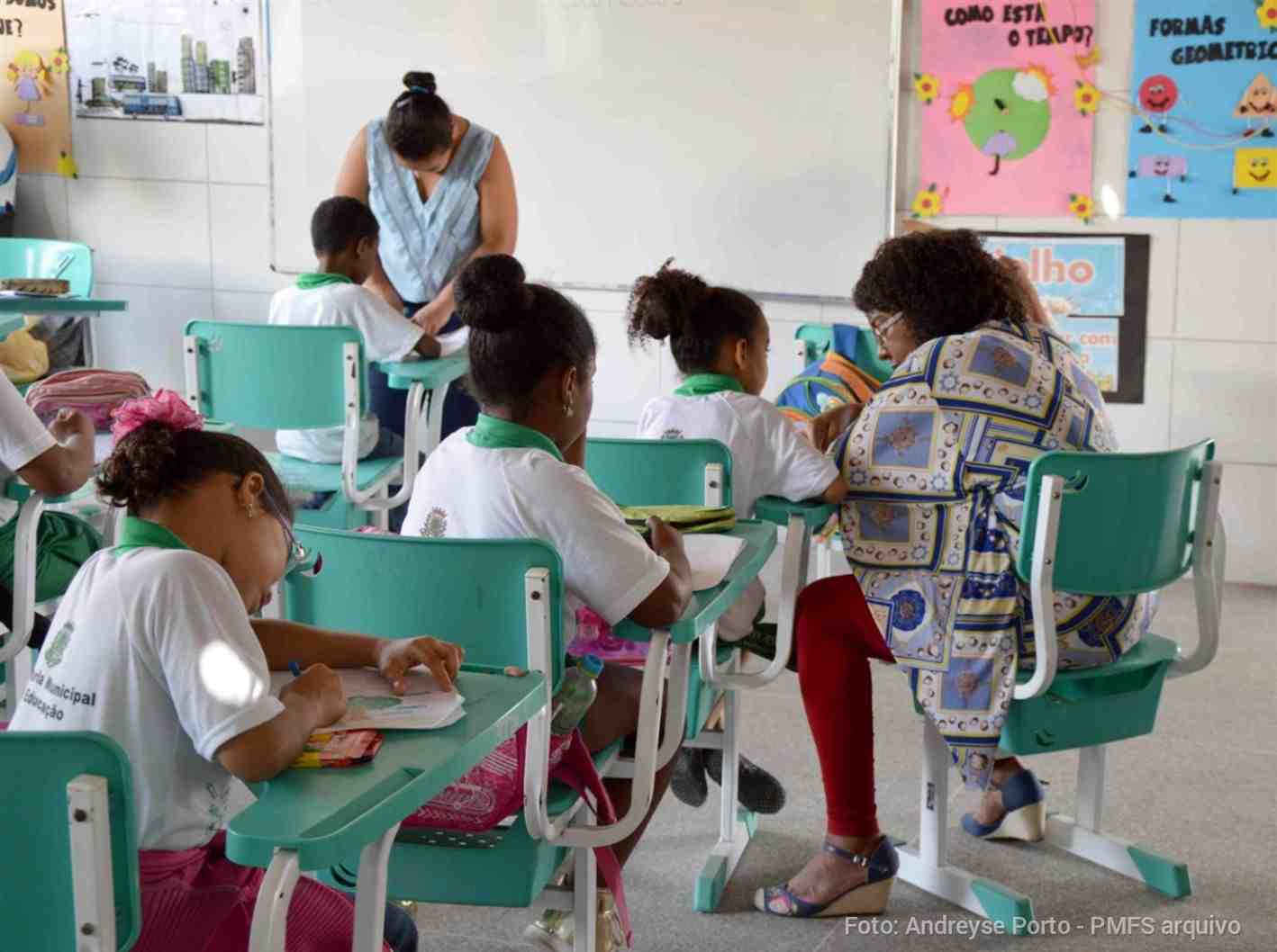 Feira investirá R$ 126 milhões para ampliar vagas em escolas de áreas com maior demanda Nove unidades da sede e dos distritos serão reestruturadas para acompanhar o crescimento populacional e oferecer melhores condições de aprendizagem