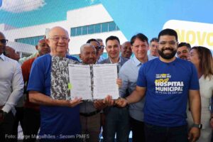 Hospital Municipal deve funcionar no primeiro semestre de 2028Obra iniciada nesta segunda-feira terá investimento de R$ 170 milhões, 110 leitos e estrutura de média e alta complexidade em área central de Feira de Santana