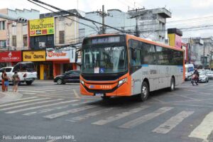 Ônibus transporte público de Feira de Santana